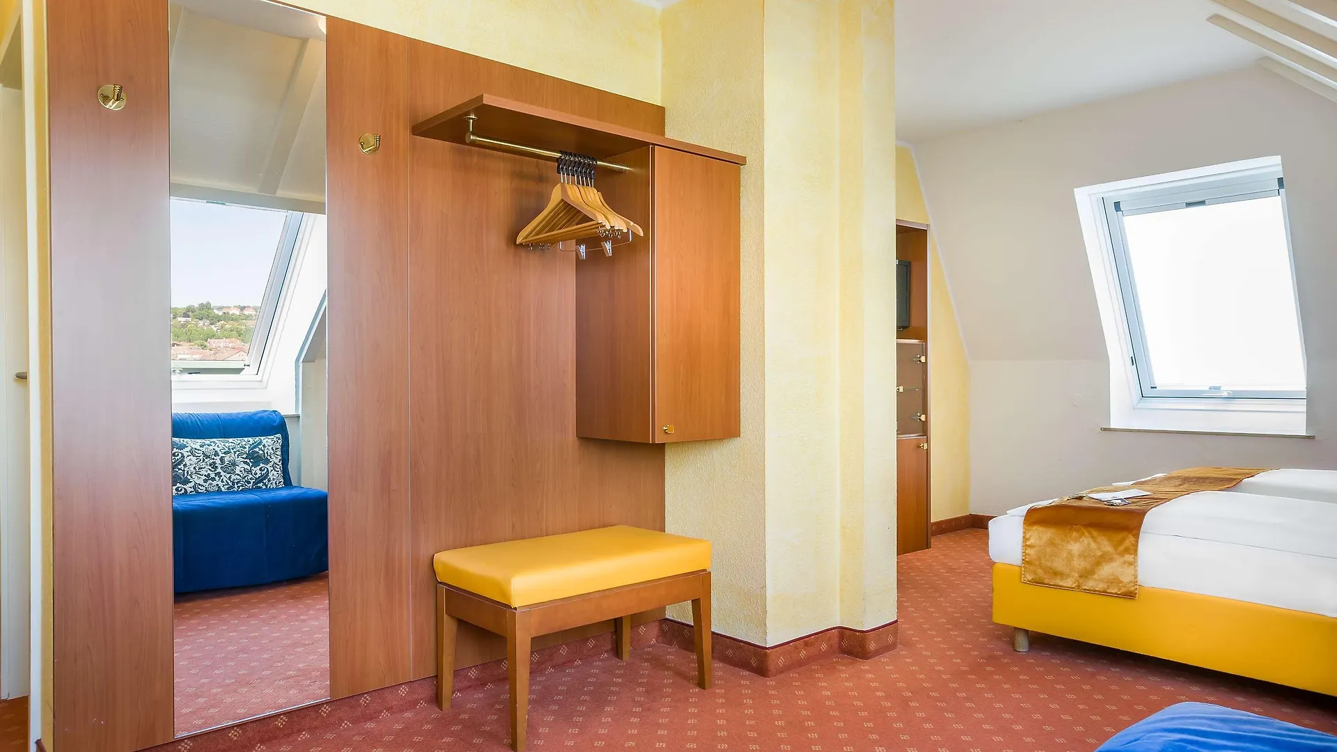 ***  Hotel Rega Stuttgart Alemania
