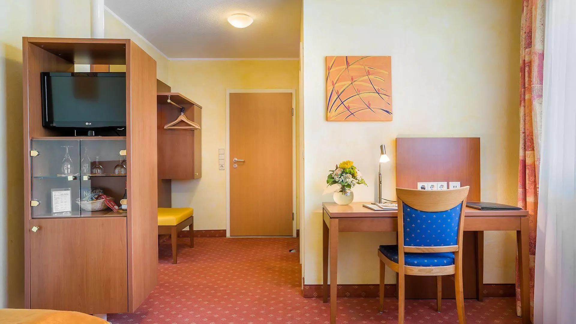 Hotel Rega Stuttgart 3*,  Alemania