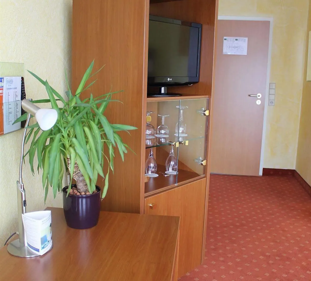 Hotel Rega Stuttgart 3*,