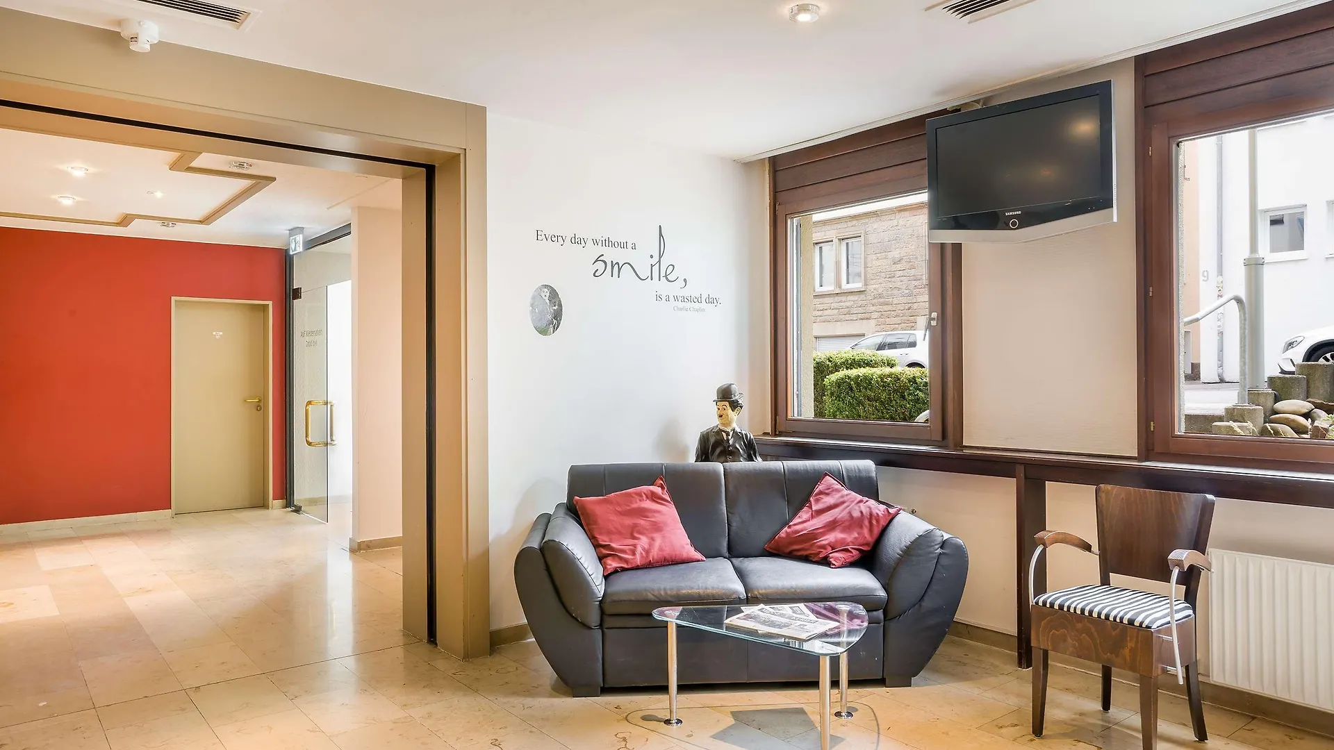 Hotel Rega שטוטגרט