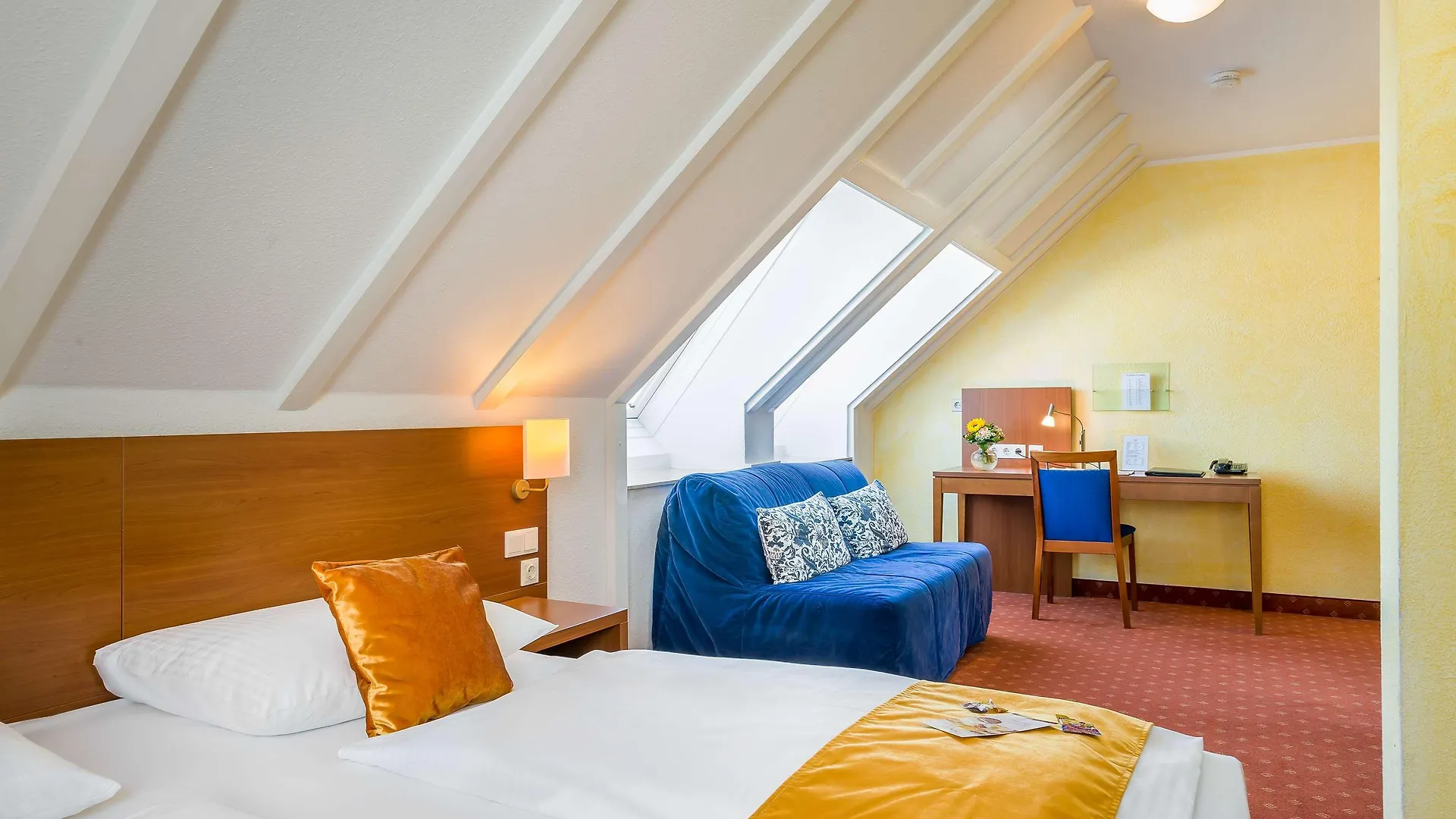 Hotel Rega שטוטגרט 3*,