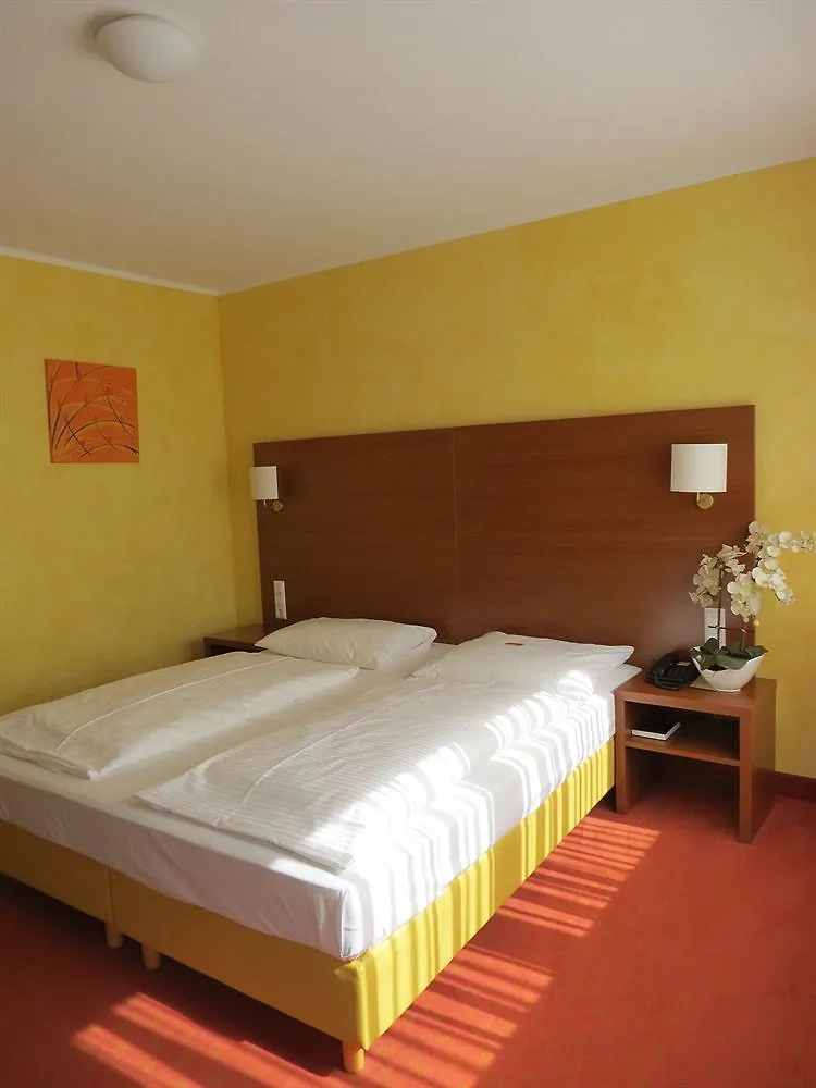 Hotel Rega שטוטגרט